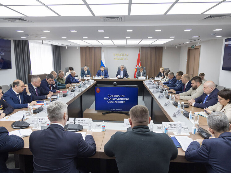 Совещание по оперобстановке на фоне атаки дронов провел губернатор Миляев
