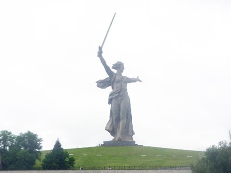 Мертвого мужчину нашли в голове "Родины-матери" в Волгограде