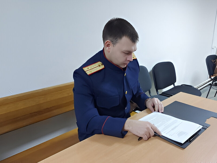 Томским подросткам грозит тюремный срок за поджог Знамени Победы