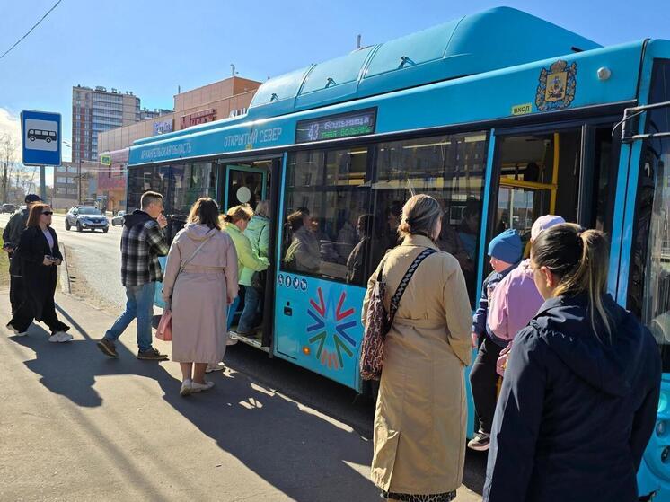 В Архангельске представители Народного фронта проверяют работу автобусов