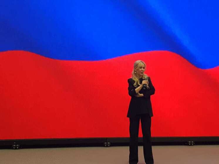 «Где посадки организаторов?»: на встрече с молодежью Краснодара Мизулина призвала к жестким мерам против наркоторговли