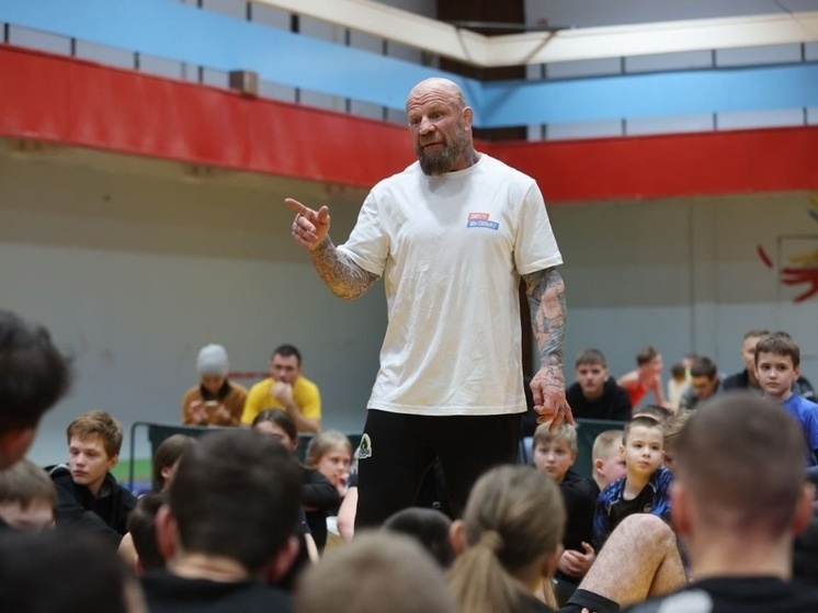 Боец Джефф Монсон планирует открыть ещё одну спортивную школу в Донецке