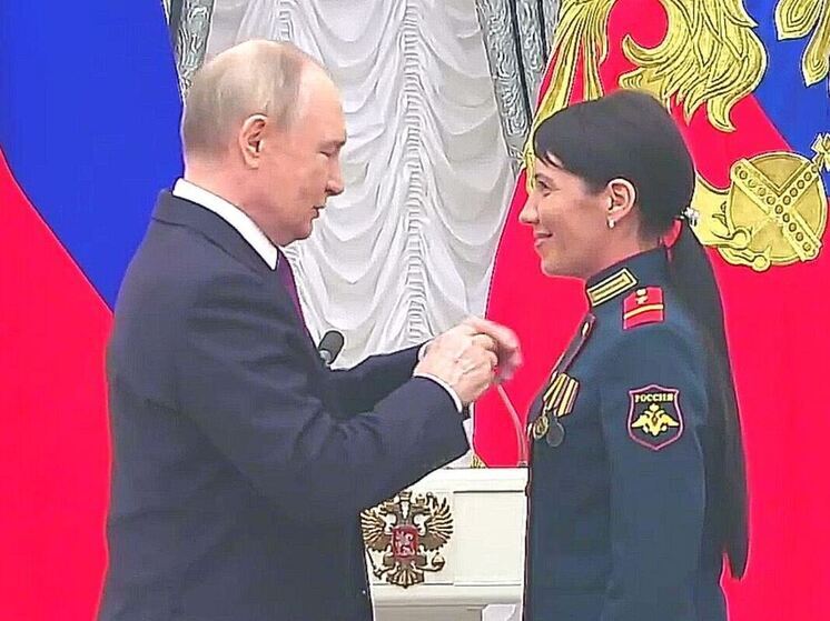Военный фельдшер из Подмосковья удостоена звания Героя России за подвиг в зоне СВО