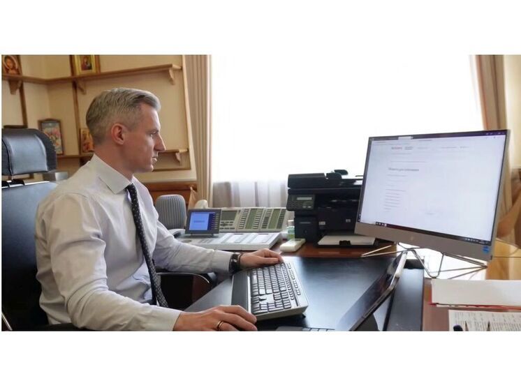 Василий Анохин проголосовал за объекты благоустройства