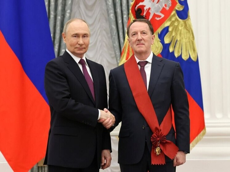 Экс-губернатору Воронежской области Путин вручил орден