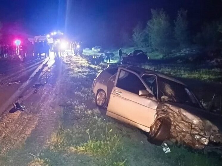 В Волгоградской области в тройном ДТП погибли 5 человек