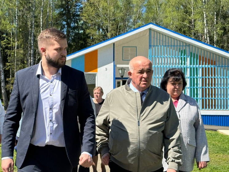 Губернатор Сергей Ситников провел оперативное совещание по летнему отдыху