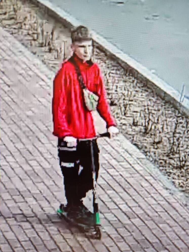 Иркутянин похитил самокат у 12-летнего мальчика