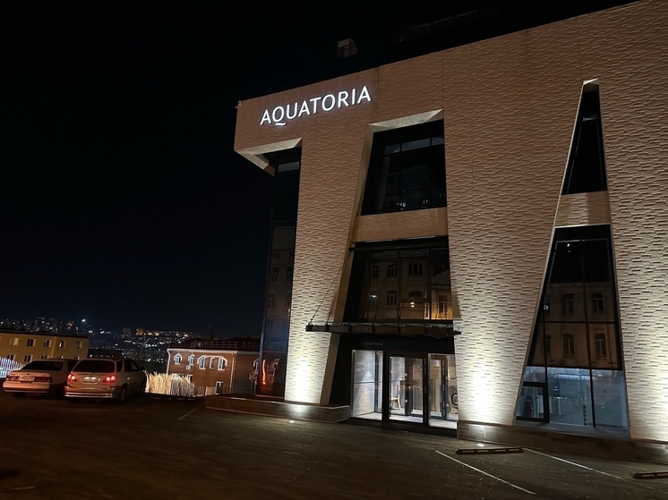 Обрушение под потолком: «Акватория» требует почти 5 млн рублей с подрядчика