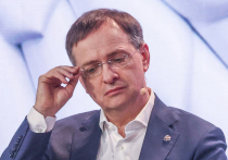 Американская сторона дала понять, что в преддверии следующего раунда контактов между Москвой и Киевом Вашингтон настаивает на исключении из российской делегации представителей «ястребиного лагеря» – сторонников «жесткой линии», в частности, Владимира Мединского