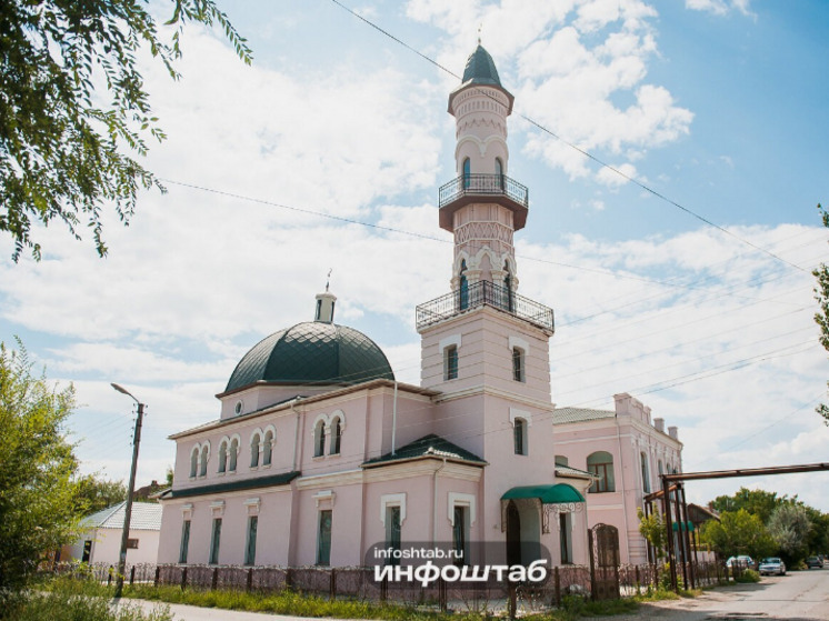 В 14 мечетях Астрахани пройдут праздничные богослужения в честь праздника Курбан-Байрам