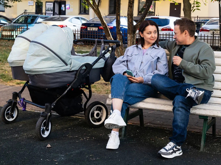 С 26 мая в 19:00 на ТНТ начнётся показ 9-го сезона популярного сериала «САШАТАНЯ»