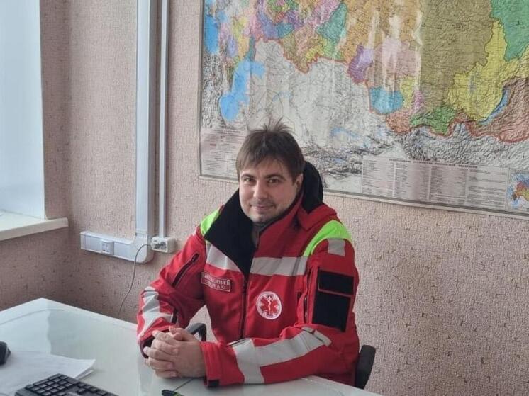 Рязанский врач Александр Кошкин спас двух женщин на борту самолёта