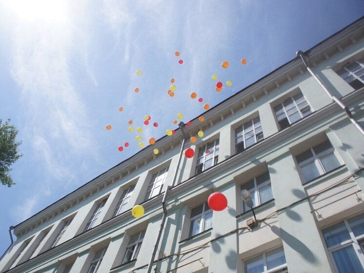 В Иркутской области будет работать горячая линия по незаконной продаже алкоголя в день последнего звонка