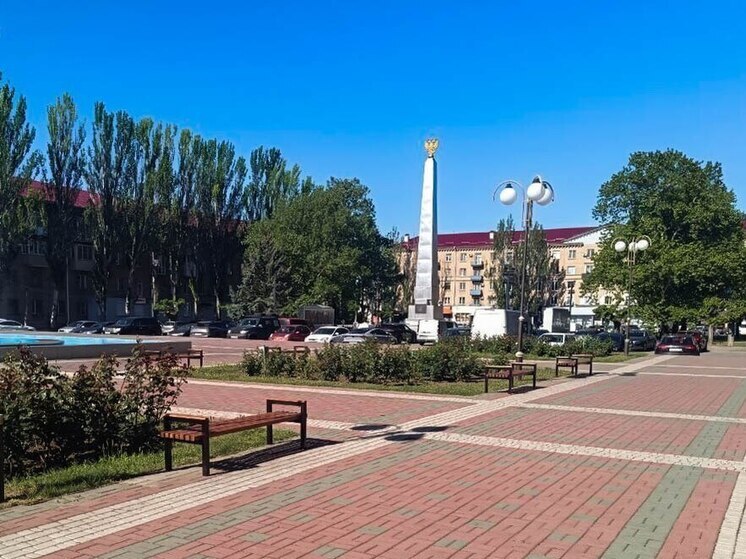 В Мелитополе благоустраивают площадь Победы