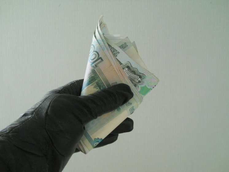 В Прикамье семейная пара осуждена за преступление в отношении приемной дочери
