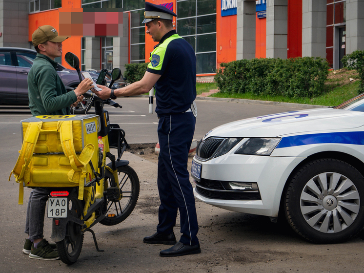 Как в Москве проходит рейд ГИБДД по выявлению велокурьеров-нарушителей