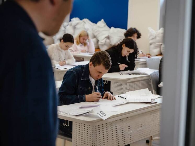 Сегодня, 23 мая, в России стартовал основной этап сдачи Единого государственного экзамена