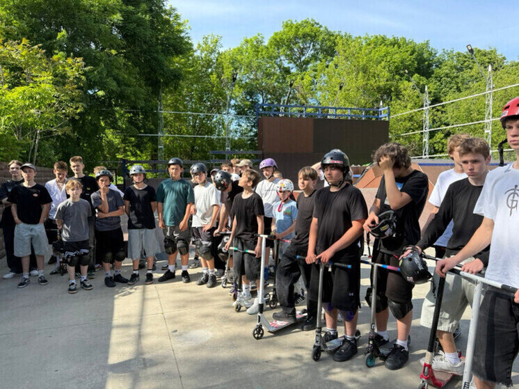 В Центральном парке Ставрополя отремонтировали скейт-парк