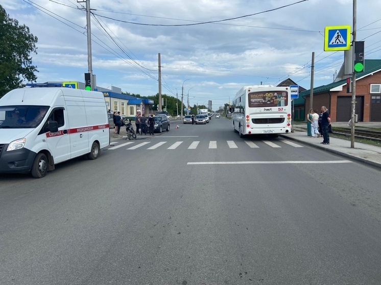 Двое несовершеннолетних мотоциклистов пострадали в ДТП в Новосибирске