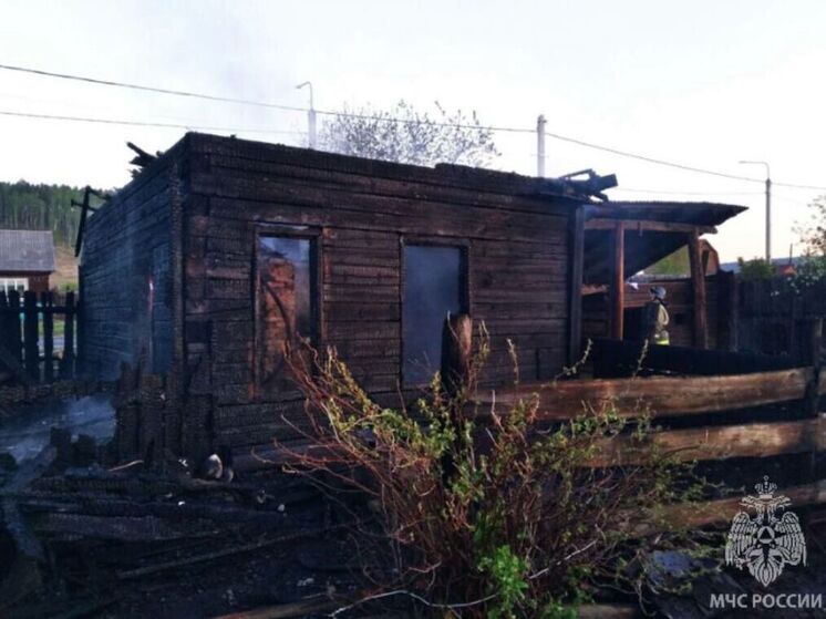 В Иркутском округе на пожаре погиб мужчина