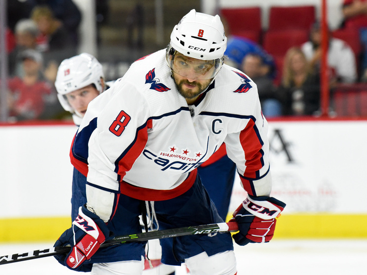 Alexander Ovechkin è diventato il primo russo a ricevere il premio Mark Messier