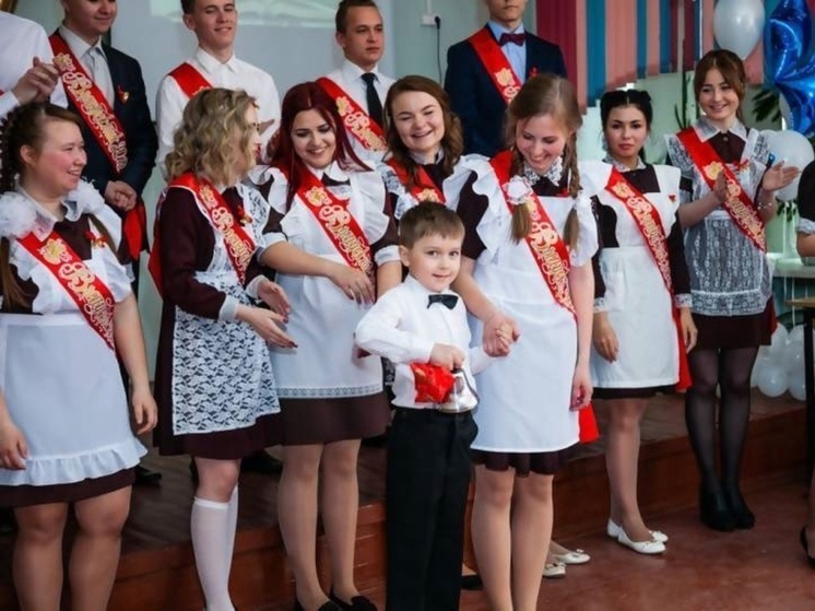 Последний звонок прозвенит сегодня для 5585 выпускников Архангельска