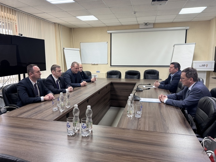 Пензенская область и «Гомсельмаш» обсудили сотрудничество в сфере сельхозтехники