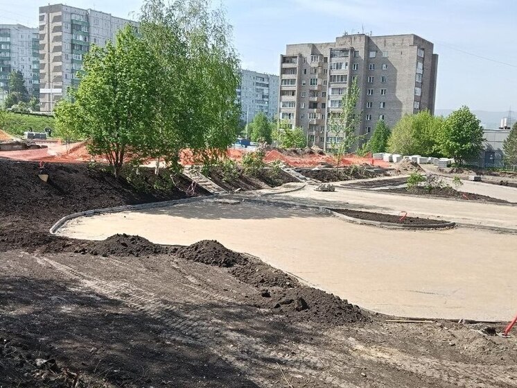 В Красноярске благоустраивают сквер на улице Борисевича