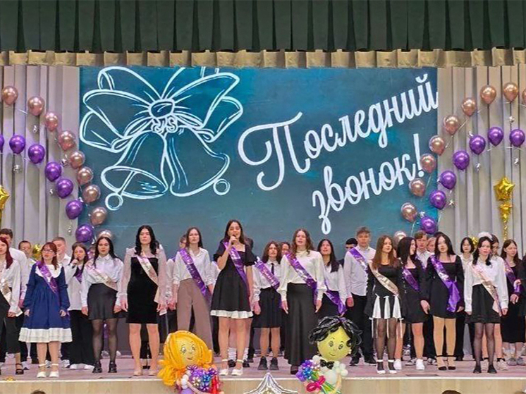 Калужский губернатор поздравил выпускников с последним звонком