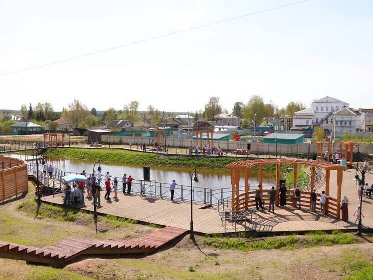 Новое общественное пространство торжественно открыли в Верховажье
