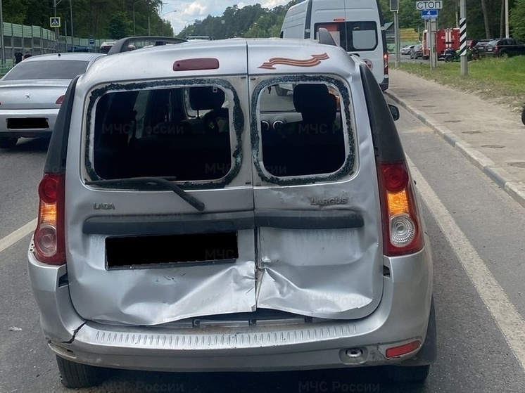В районе Калужского бора в ДТП пострадала девушка-байкер