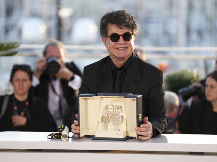 78-й Каннский кинофестиваль завершился диверсией, погружением во тьму и триумфом знаменитого иранского режиссера Джафара Панахи