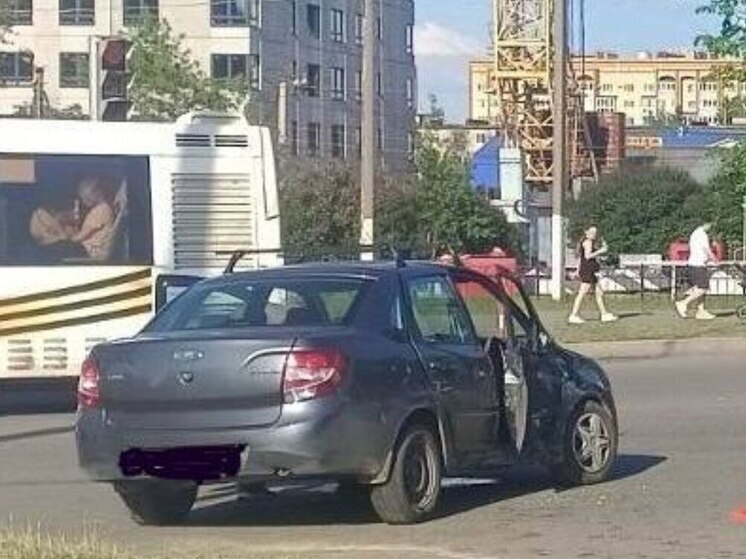 В ДТП на Нехинской пострадала 70-летняя новгородка