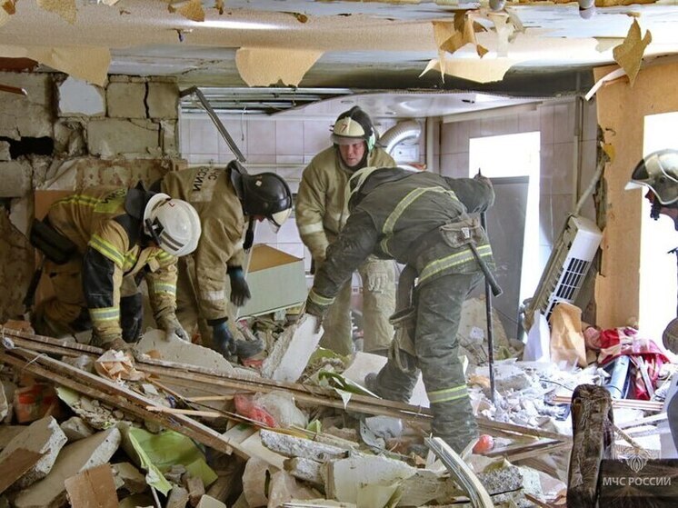 Росгвардеец спас двух женщин, пострадавших от взрыва газа в Донецке