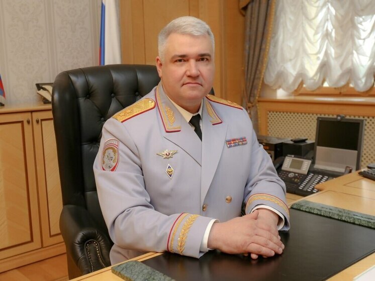 Калужские инспектора пропаганды БДД отмечают праздник