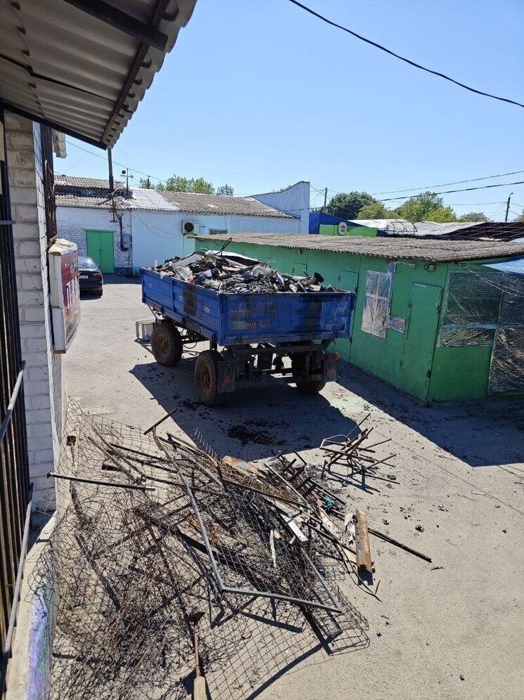 Предпринимателей Геническа призвали помочь в восстановлении сгоревшего рынка