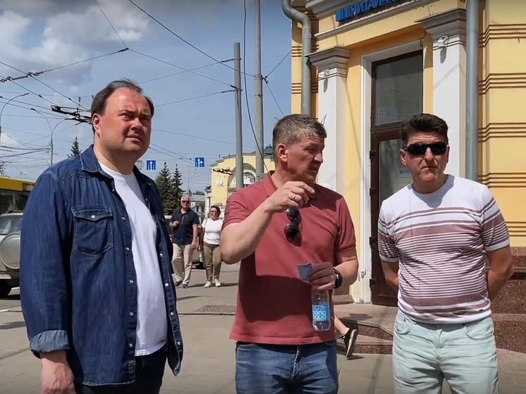 Мэр Ярославля проверил готовность городских площадок к Дню города