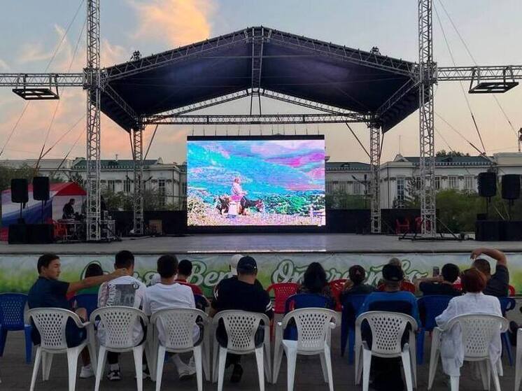 Кино под открытым небом покажут в парках Читы