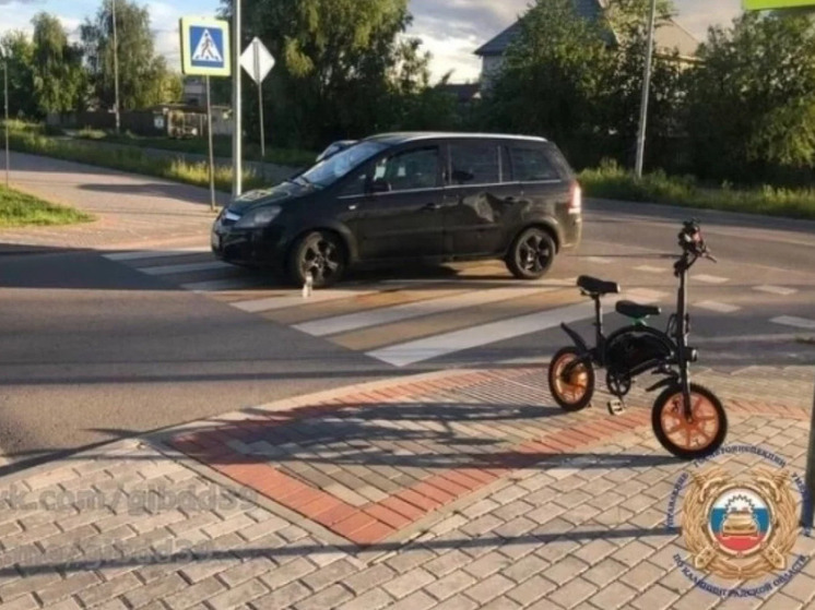 В Калининграде несовершеннолетний велосипедист попал под колёса машины