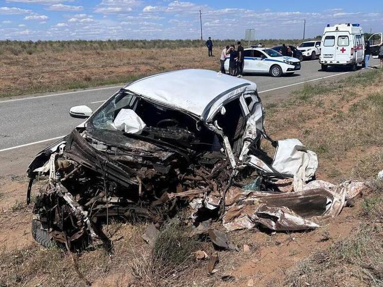 В ДТП под Астраханью погибли три человека