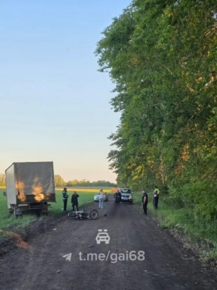Смерть на дороге: в Тамбовской области столкнулись «ГАЗель» и мотоциклист