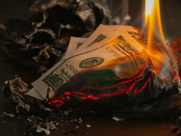 Bloomberg: продолжение боевых действий сделало украинские облигации убыточными