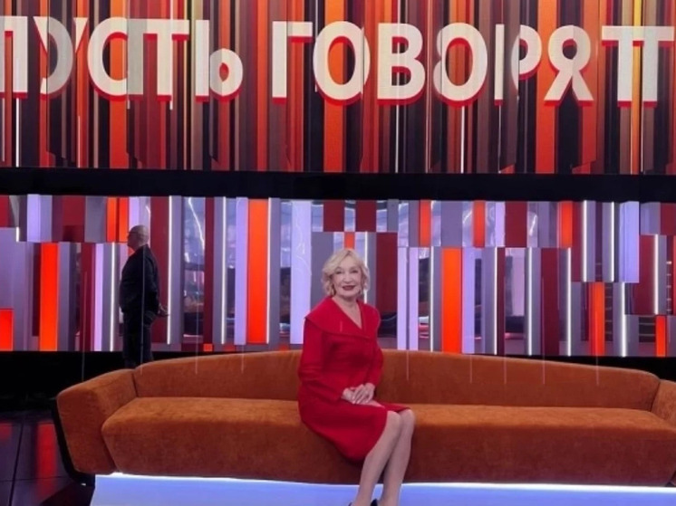 72-летняя фотомодель из Новосибирска покорила шоу «Пусть говорят»