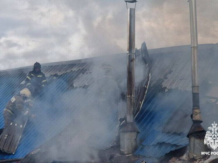 В частном доме в Горно-Алтайске произошел пожар площадью 240 «квадратов»