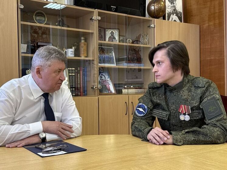 Алексей Анохин встретился с Антоном Хайловым