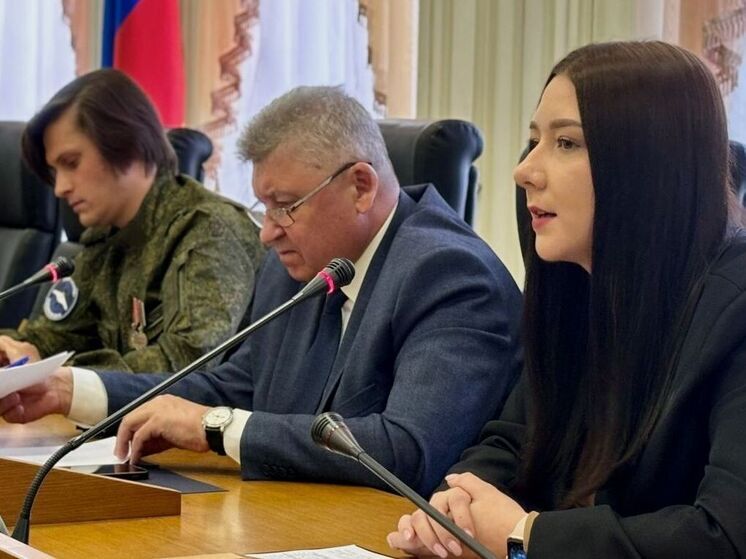 Молодогвардейцы дали старт региональному этапу образовательного проекта «ПолитЗавод»