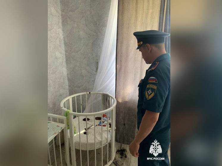 Трехнедельный малыш получил сильнейшие ожоги после возгорания фена в кроватки