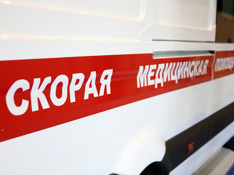 Подросток сорвался с Живописного моста и был госпитализирован