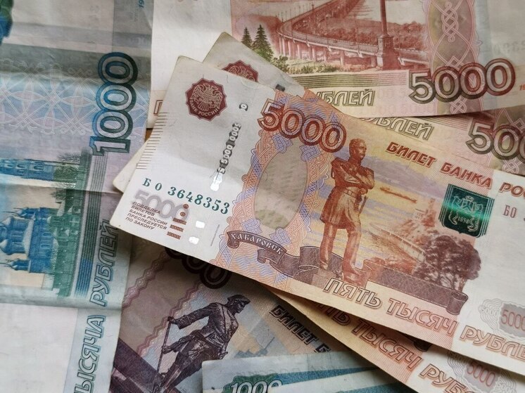 Хотел вернуть права и потерял почти 150 тысяч рублей из-за личной неприязни житель Хабаровска